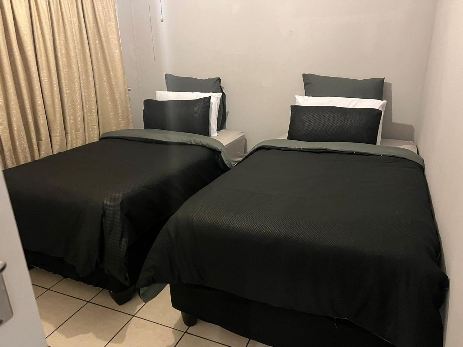 When In The Middle Self Catering * Durban