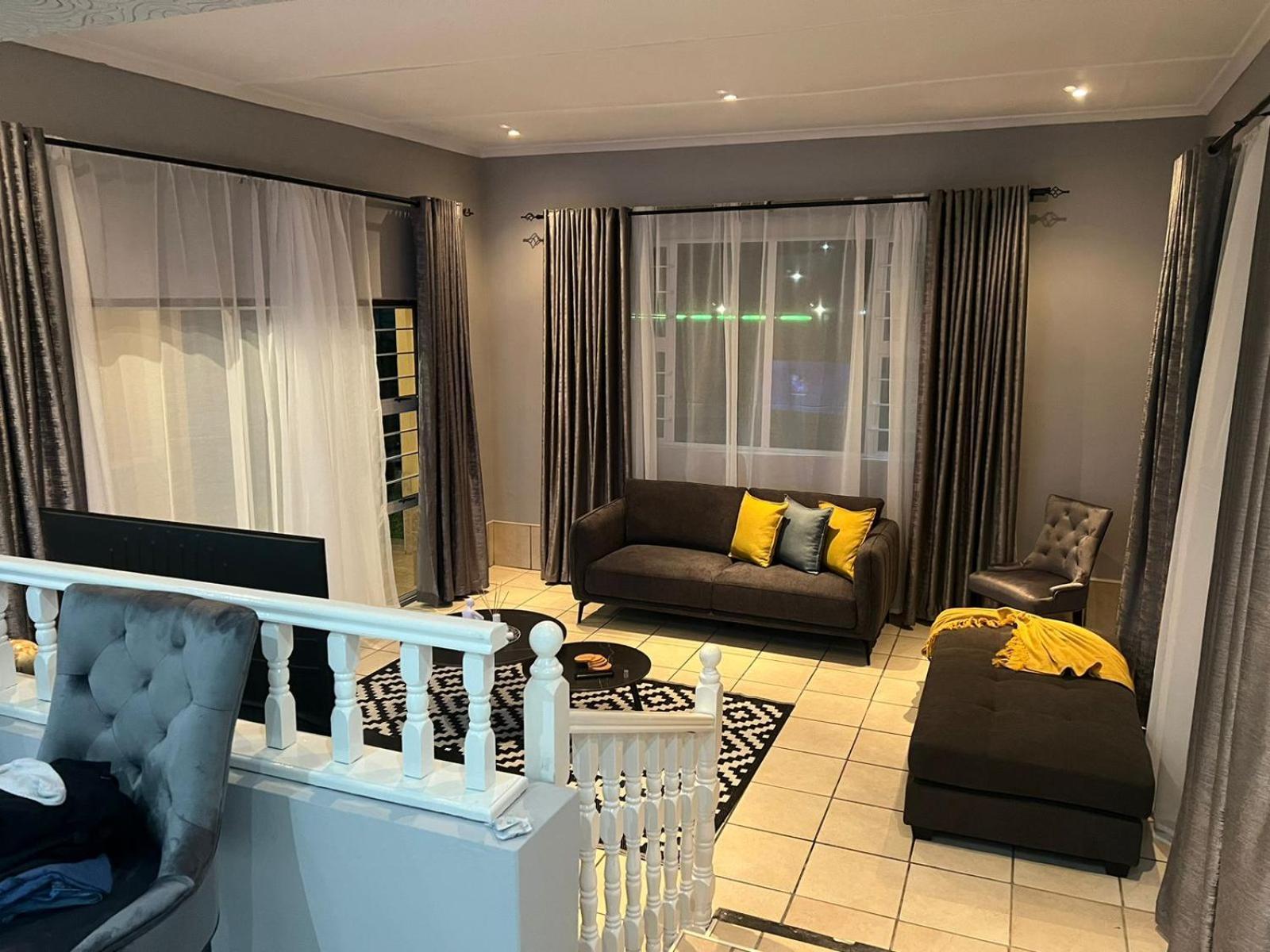 When In The Middle Self Catering * Durban